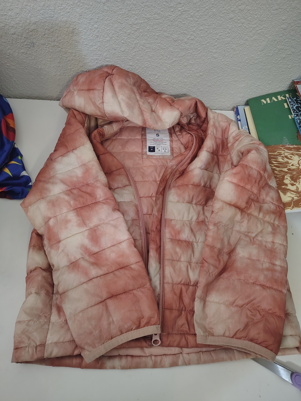 Gap Tie-dye Puffer Jacket Hooded Lightweight Girls Size Small Orange Peach 6-7